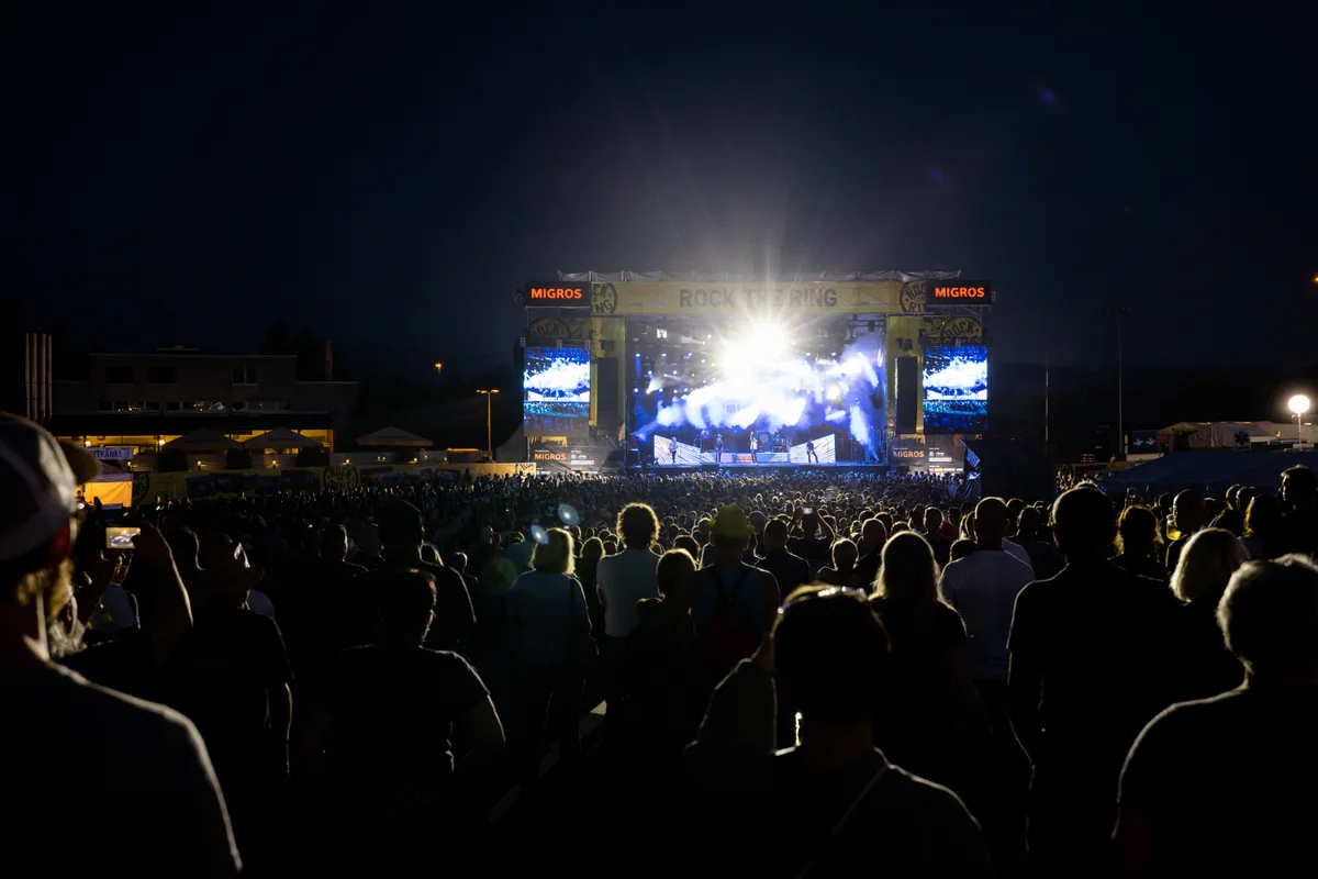 Ganz so viele Konzertbesucher wie das «Rock the Ring» werden die Konzerte von Madonna und Robbie Williams nicht anlocken. Impressionen Rock the Ring 2022, Freitag mit Foreigner als Hauptact